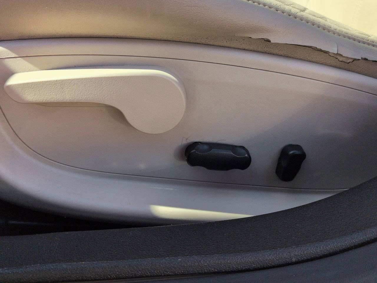 Thumbnail: 2012 Chevrolet Impala - 17