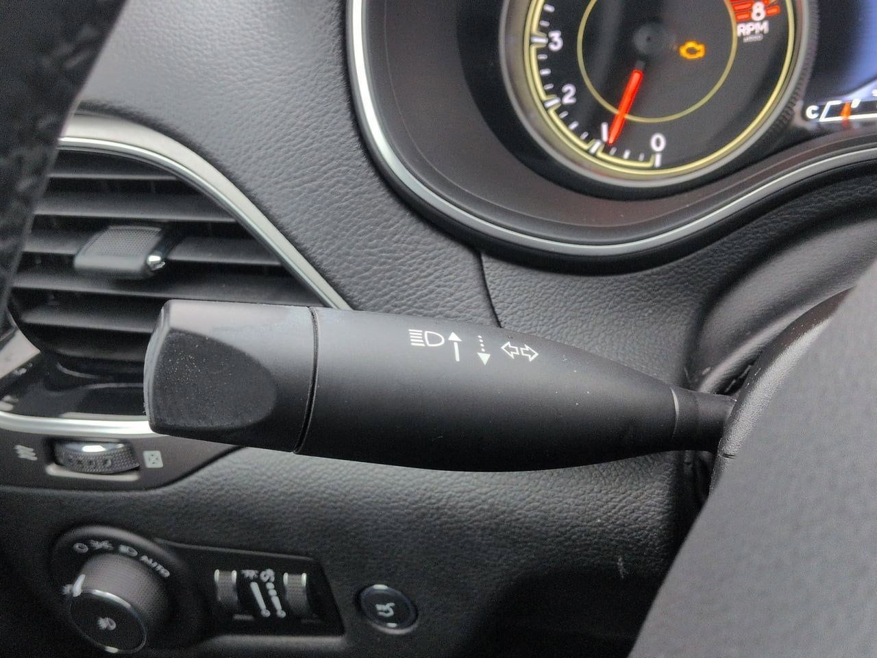 Thumbnail: 2020 Jeep Cherokee - 26