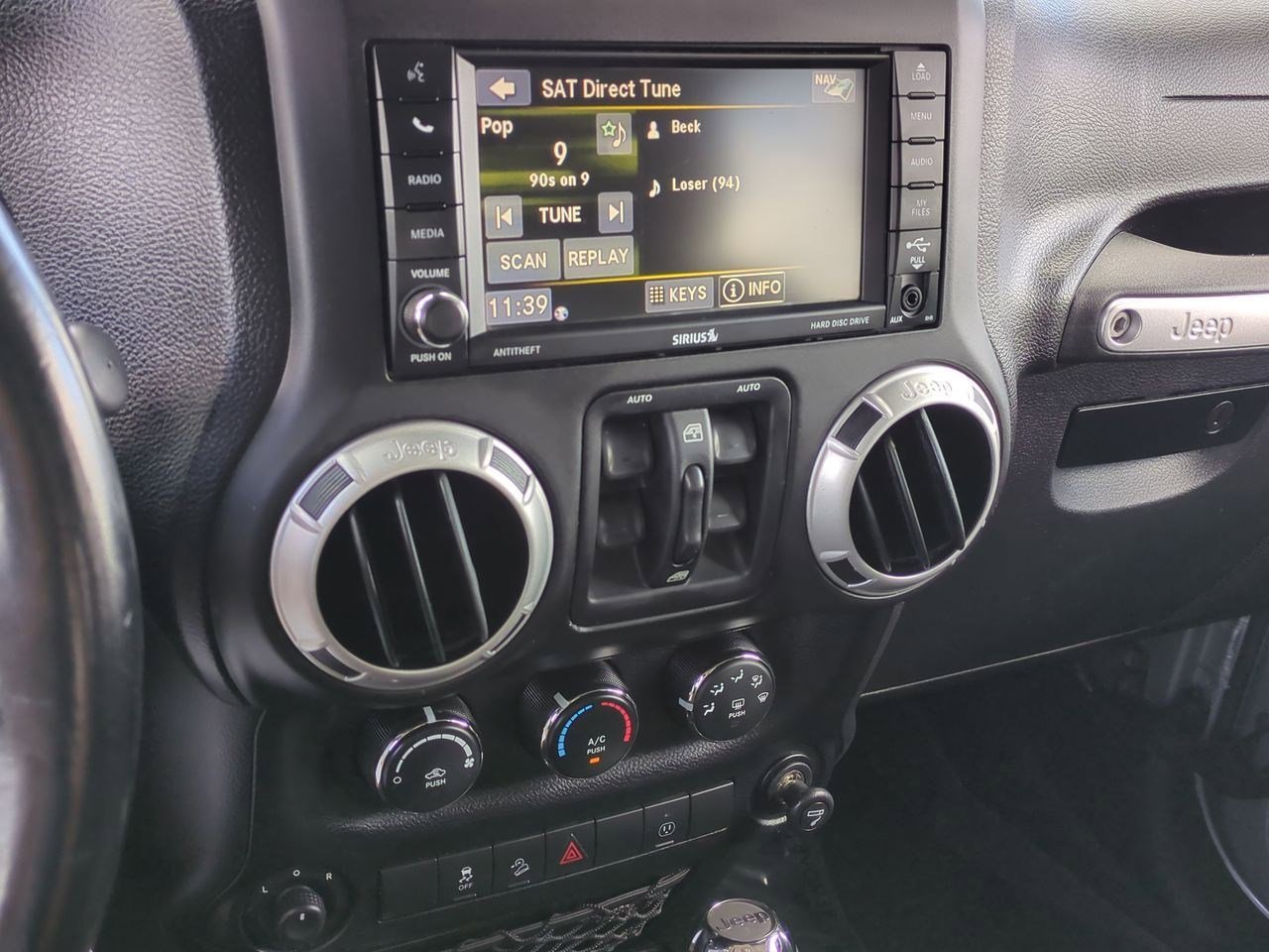 Thumbnail: 2014 Jeep Wrangler - 26