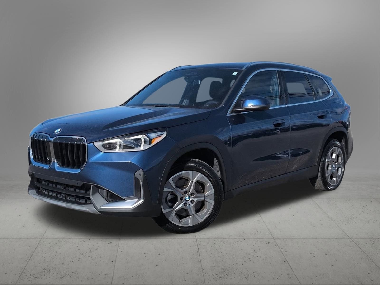 Thumbnail: 2023 BMW X1 - 1