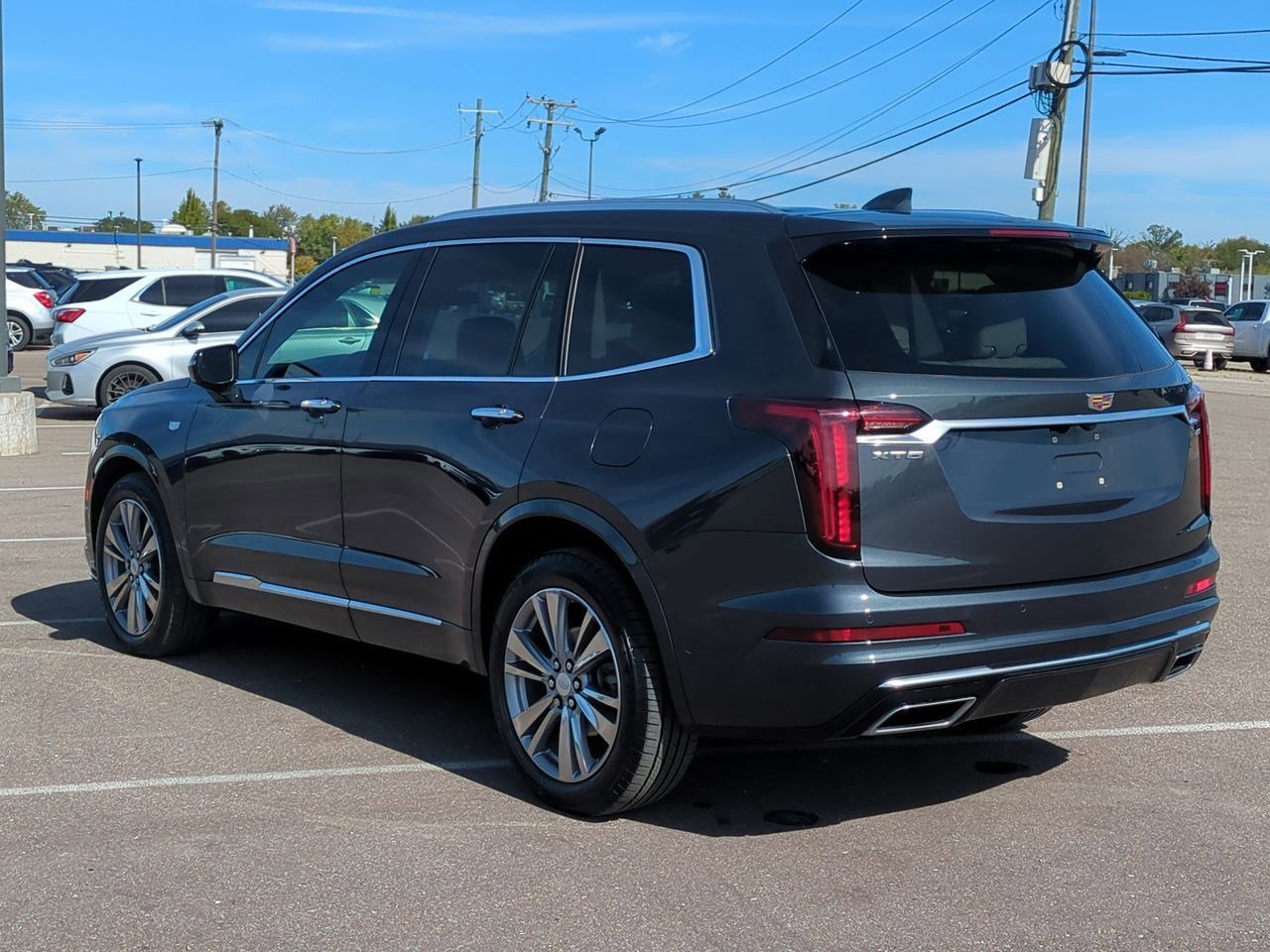 2023 Cadillac XT6 Premium Luxury photo 4