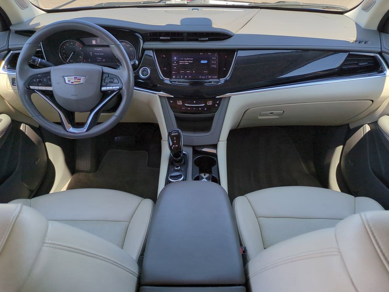 Thumbnail: 2023 Cadillac XT6 - 14