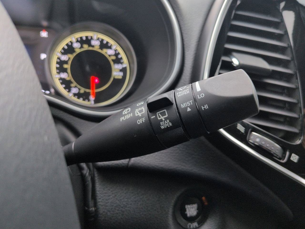 Thumbnail: 2020 Jeep Cherokee - 25