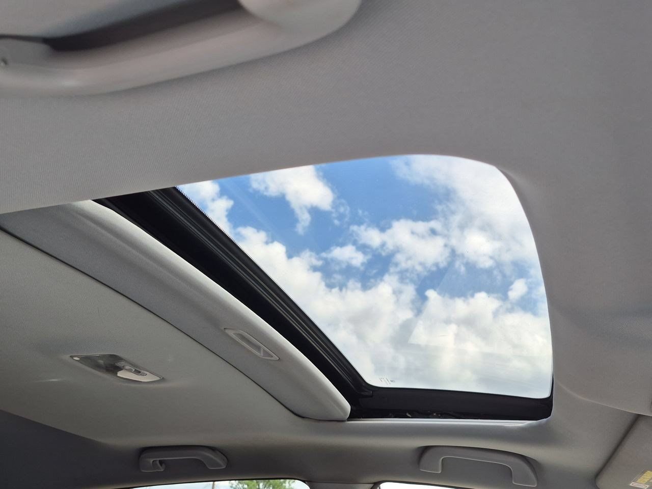 Thumbnail: 2010 Honda CR-V - 19