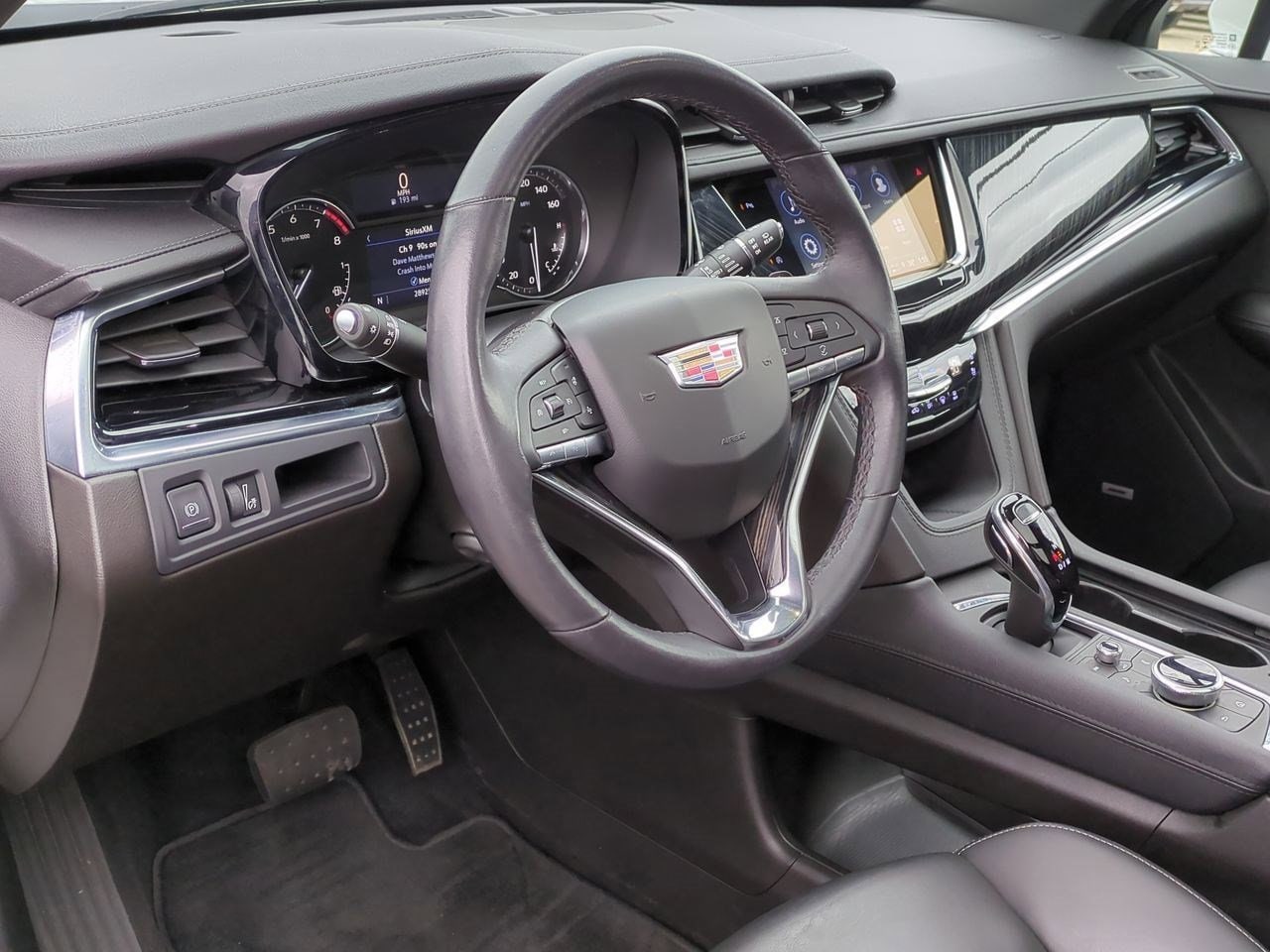 Thumbnail: 2022 Cadillac XT6 - 2