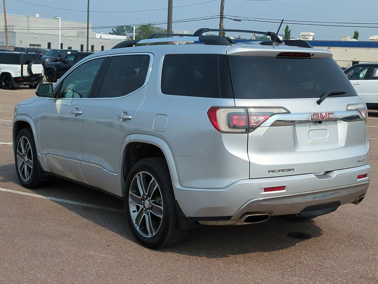 Thumbnail: 2017 GMC Acadia - 4