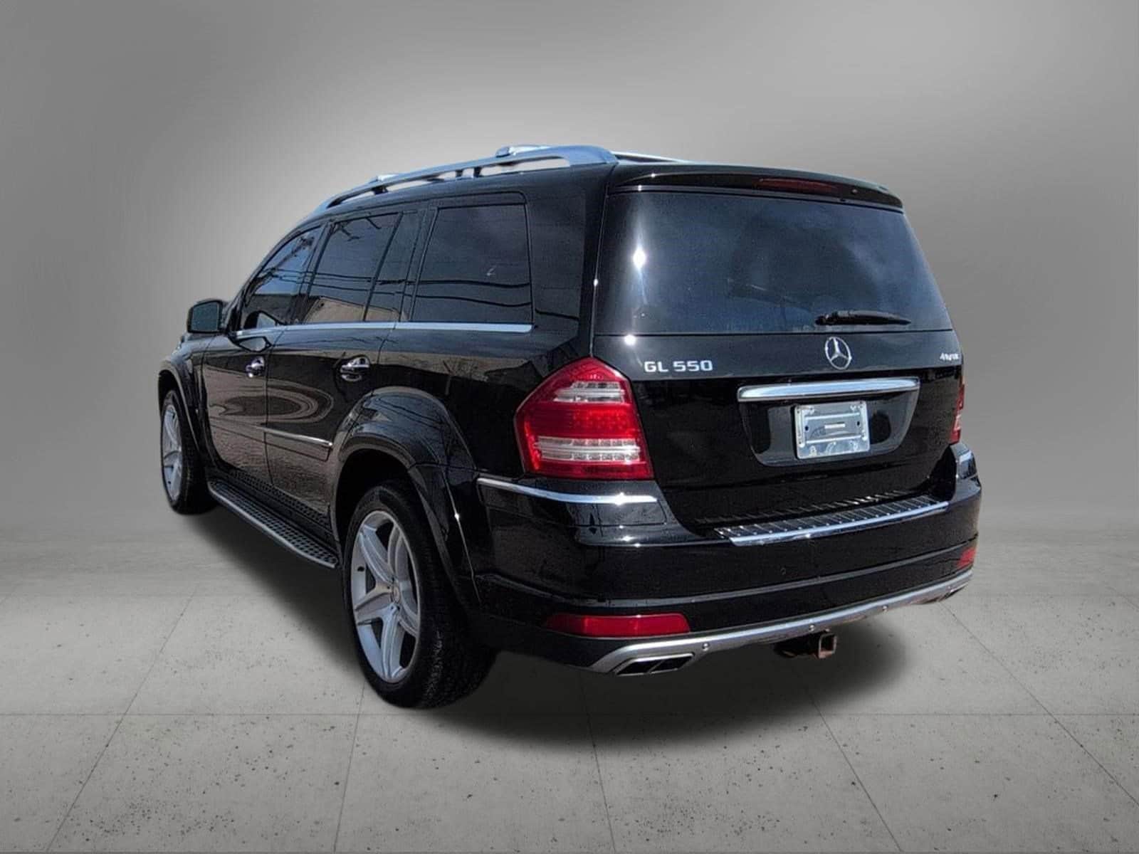 Thumbnail: 2011 Mercedes-Benz GL-Class - 4