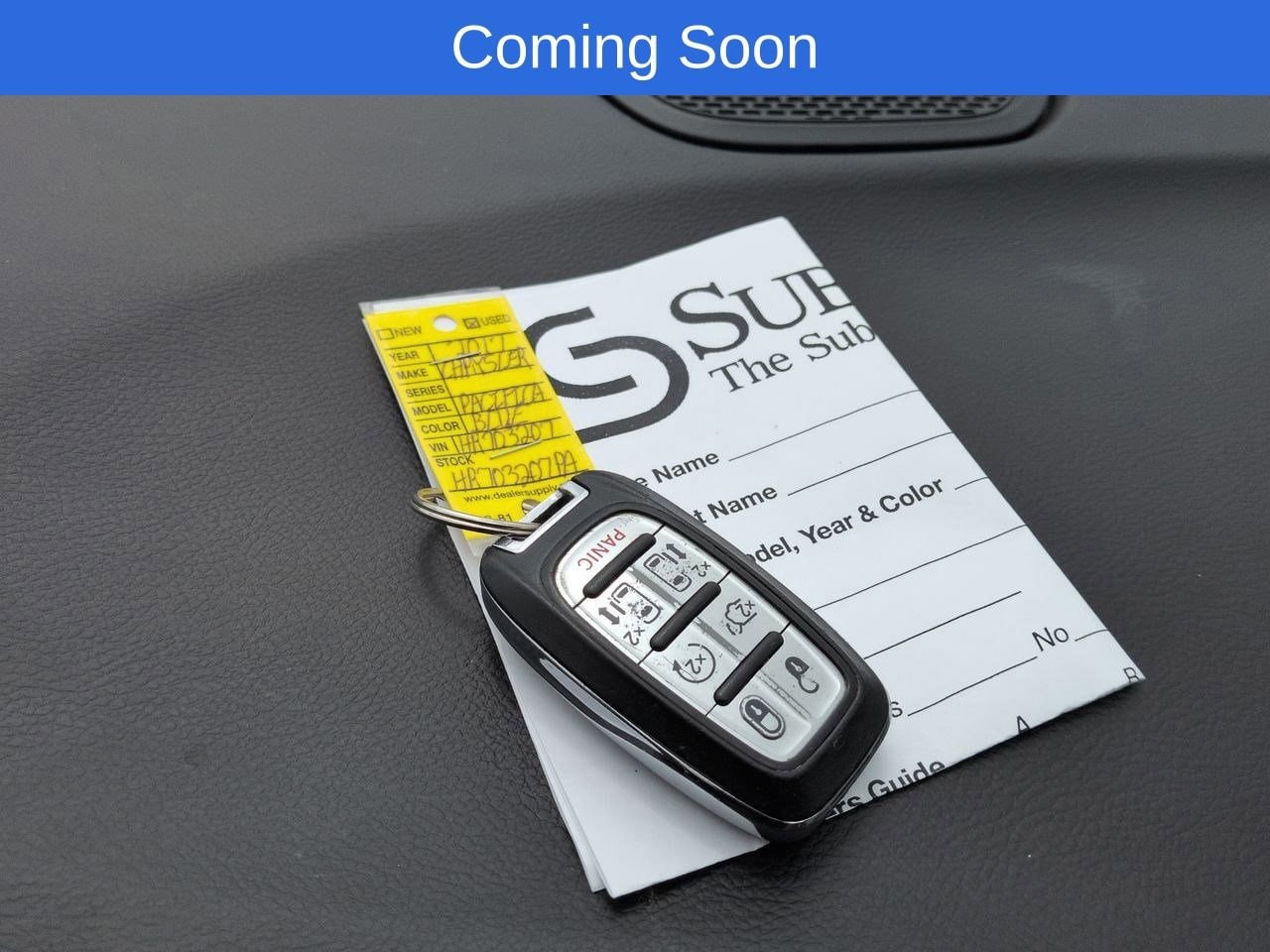 Thumbnail: 2017 Chrysler Pacifica - 35