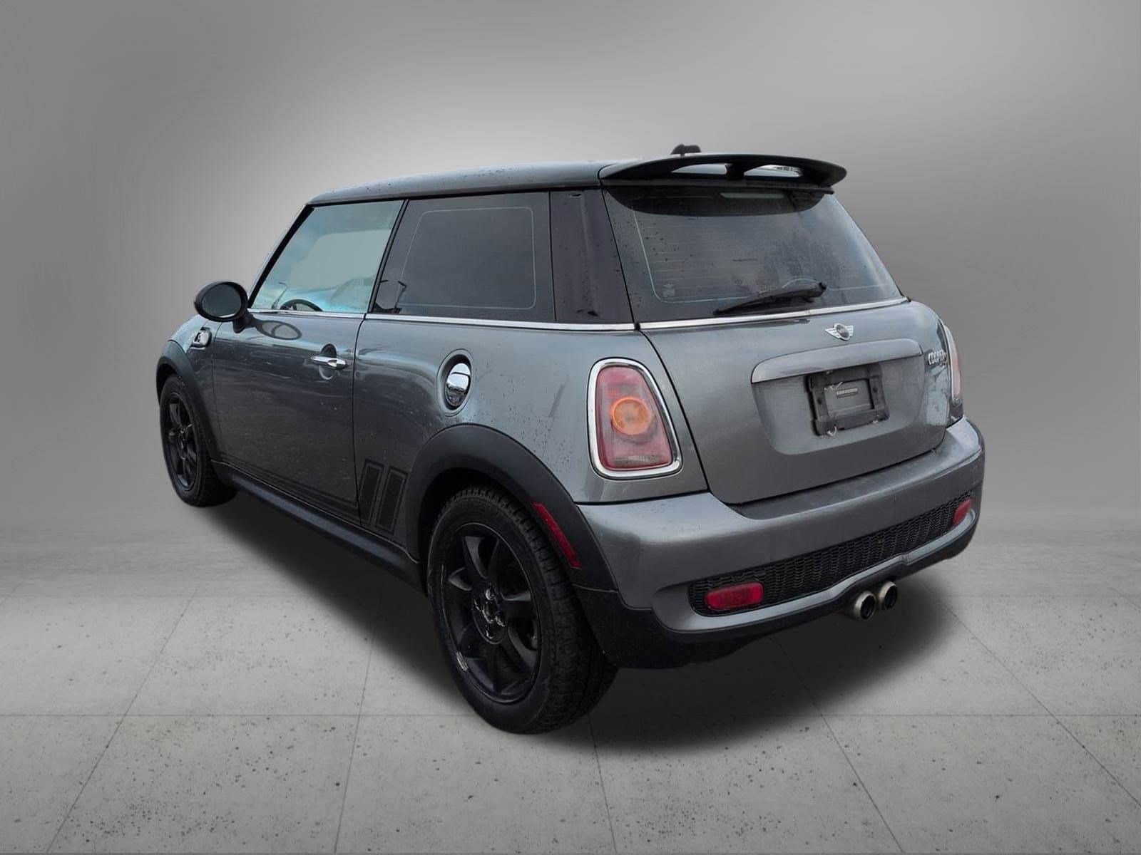 Thumbnail: 2009 MINI Cooper Hardtop - 4