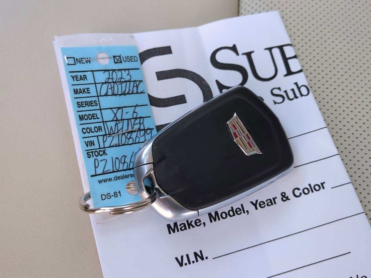 Thumbnail: 2023 Cadillac XT6 - 35