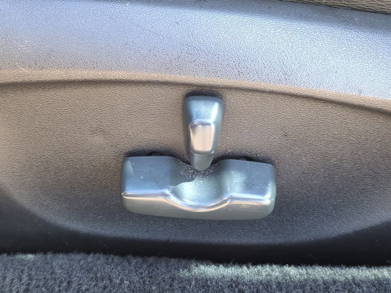 Thumbnail: 2008 Subaru Outback - 16