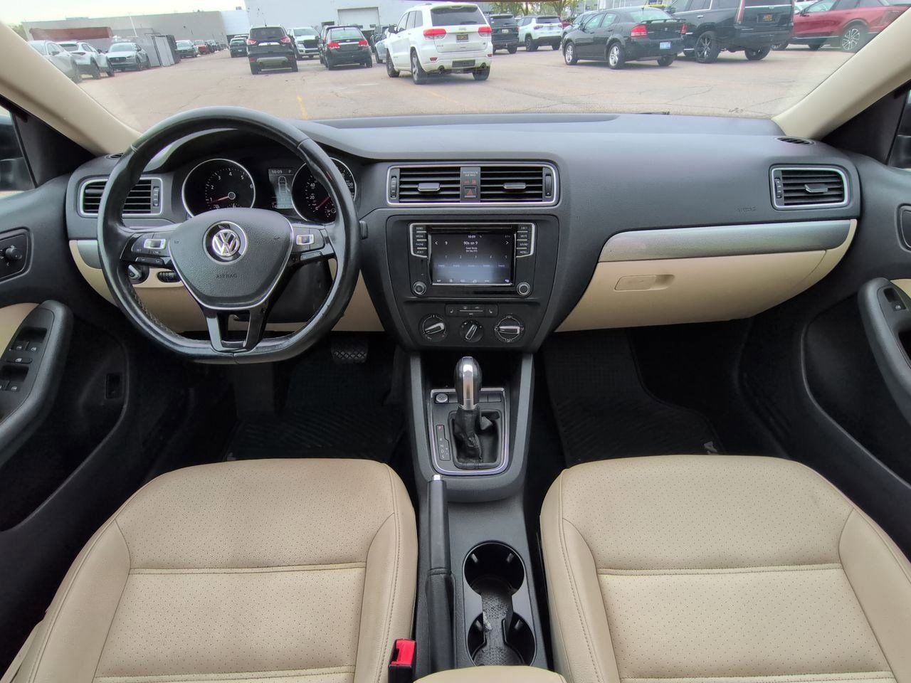 Thumbnail: 2017 Volkswagen Jetta - 15