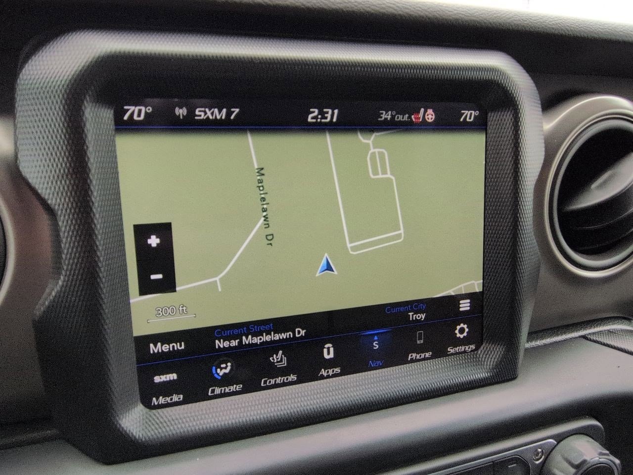 Thumbnail: 2022 Jeep Wrangler - 27