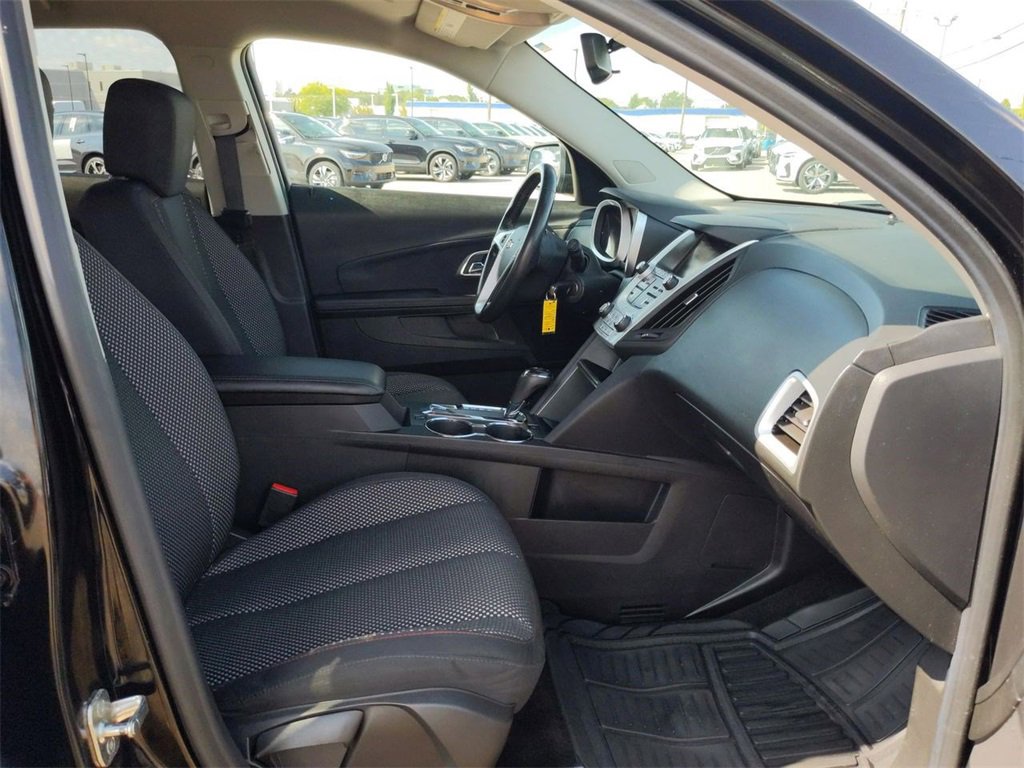 2016 Chevrolet Equinox LT 18