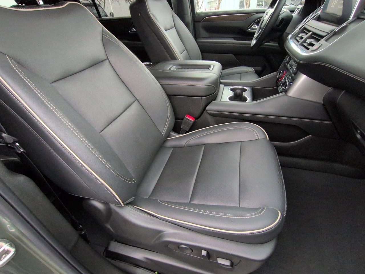 Thumbnail: 2023 Chevrolet Suburban - 22