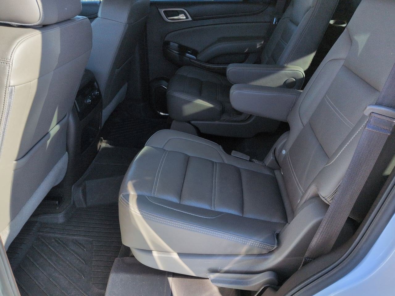 Thumbnail: 2018 GMC Yukon - 19