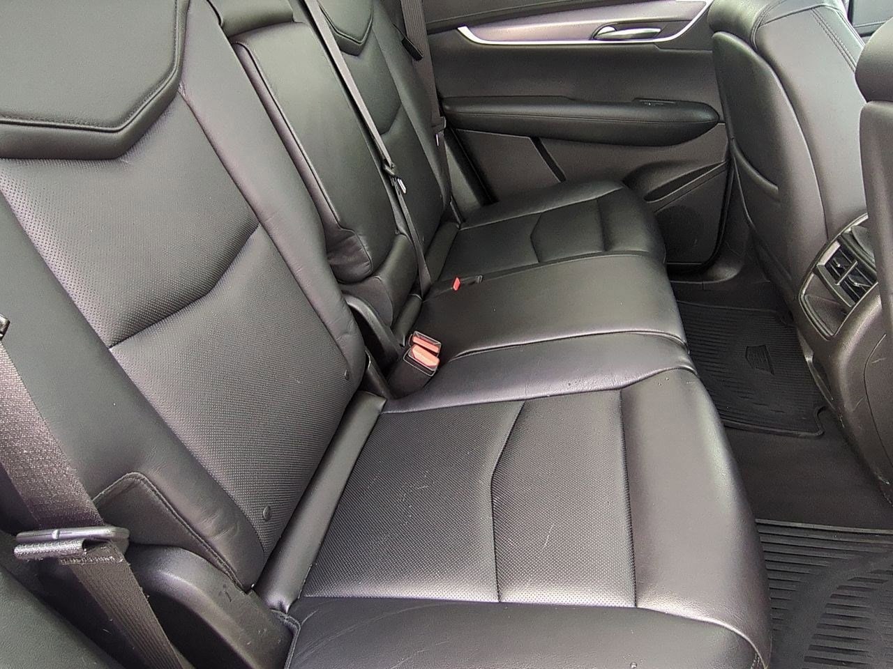 Thumbnail: 2018 Cadillac XT5 - 21