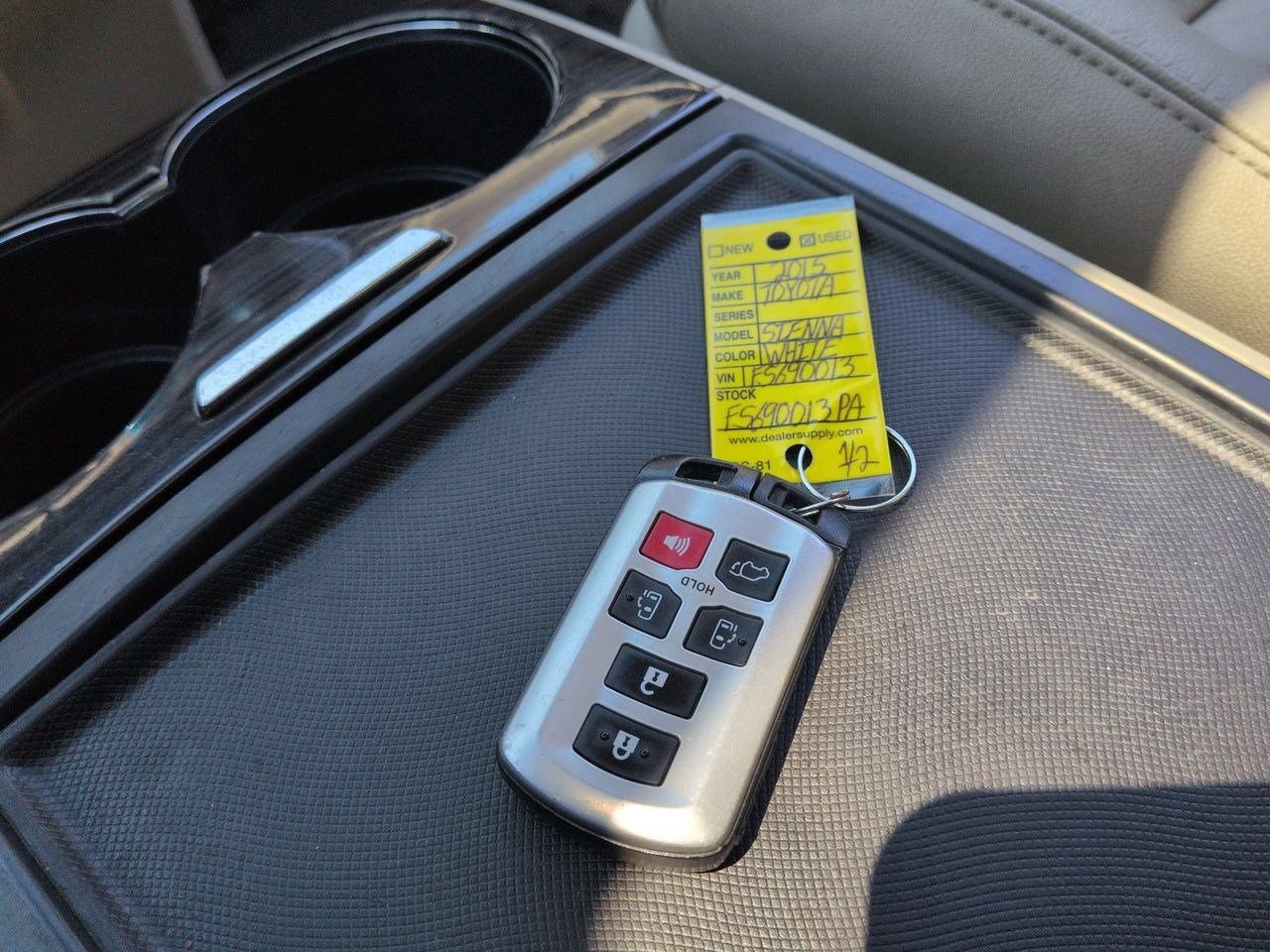 2015 Toyota Sienna XLE - Photo 33