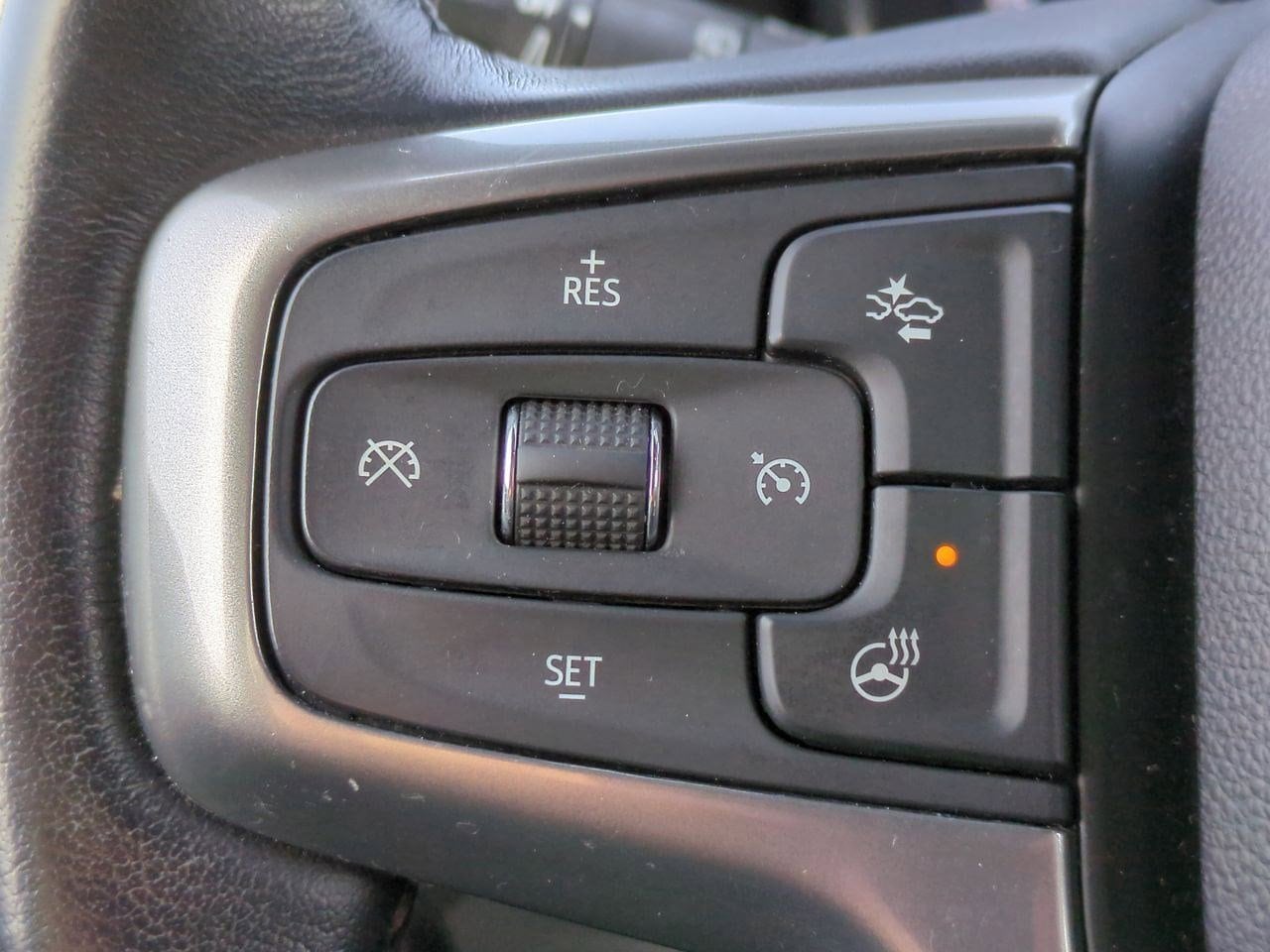 Thumbnail: 2023 Chevrolet Tahoe - 25