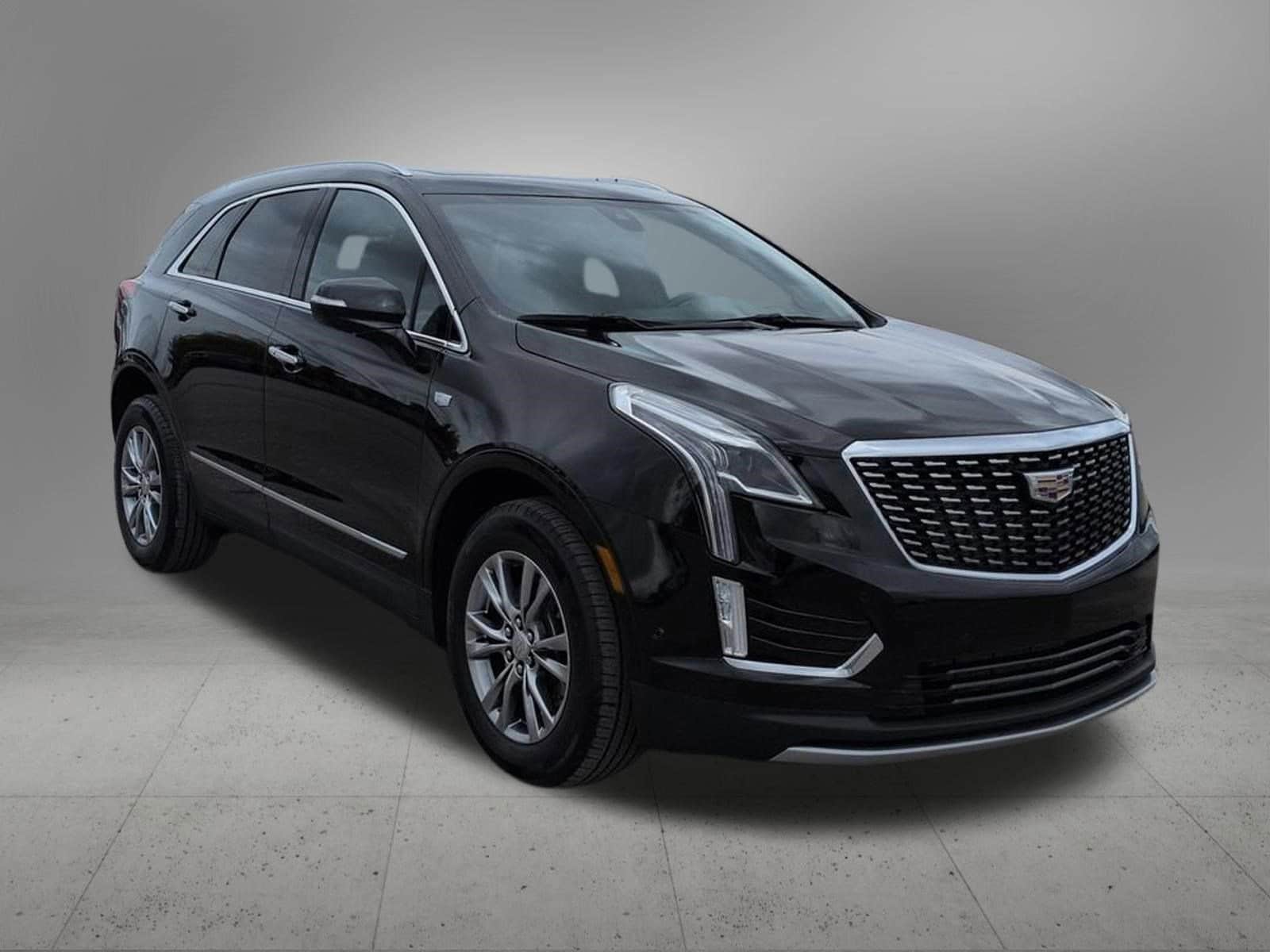 Thumbnail: 2023 Cadillac XT5 - 8
