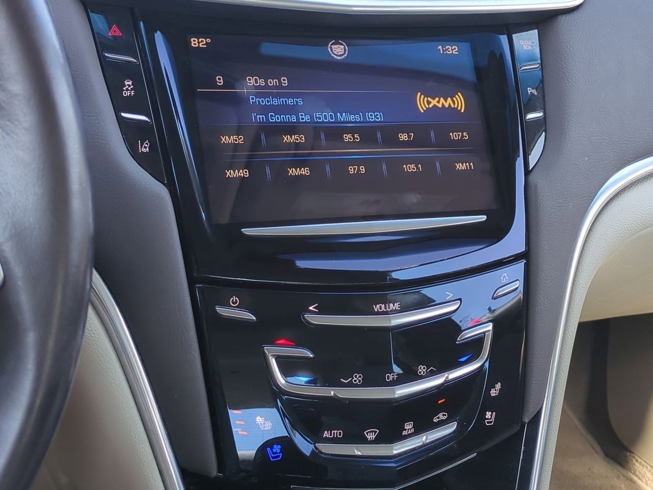 Thumbnail: 2013 Cadillac XTS - 28