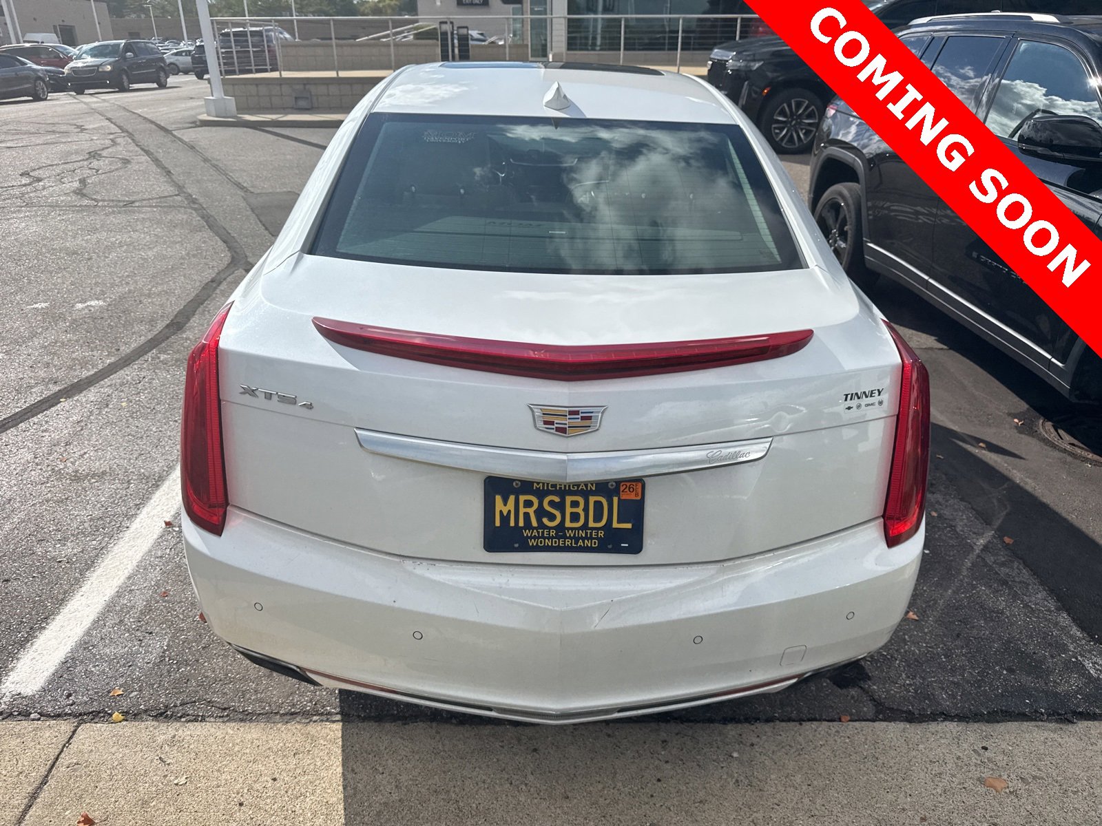 Thumbnail: 2016 Cadillac XTS - 8