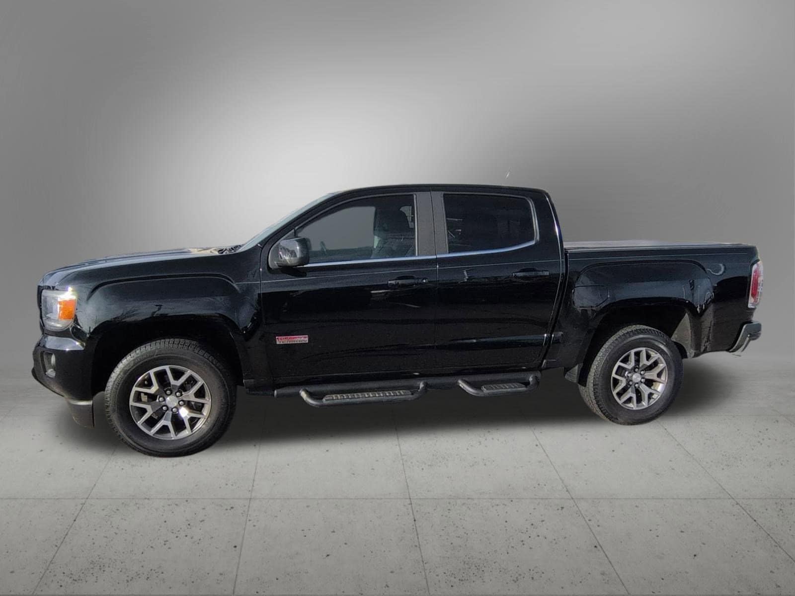 Thumbnail: 2019 GMC Canyon - 3