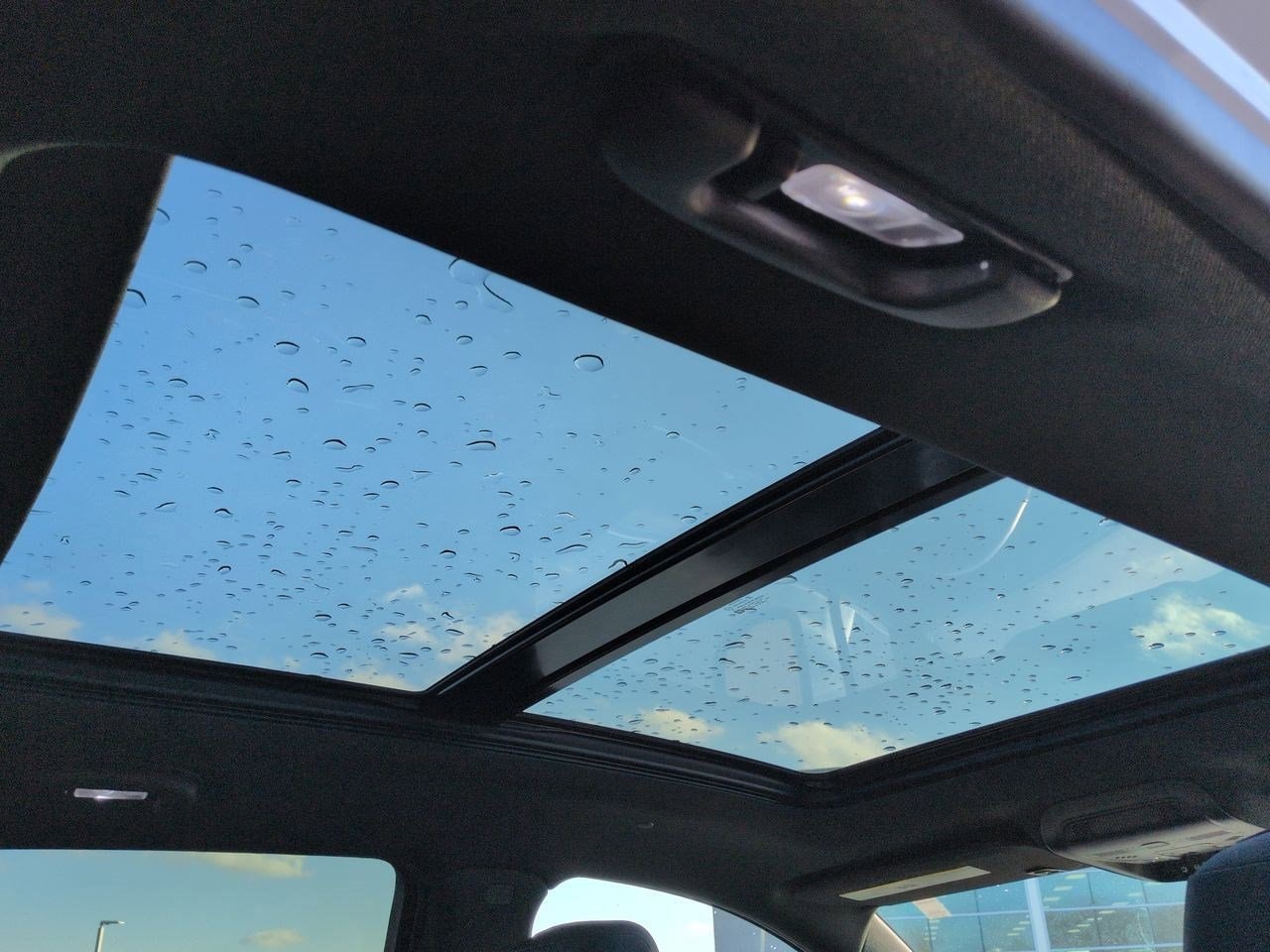 Thumbnail: 2023 Cadillac XT5 - 22