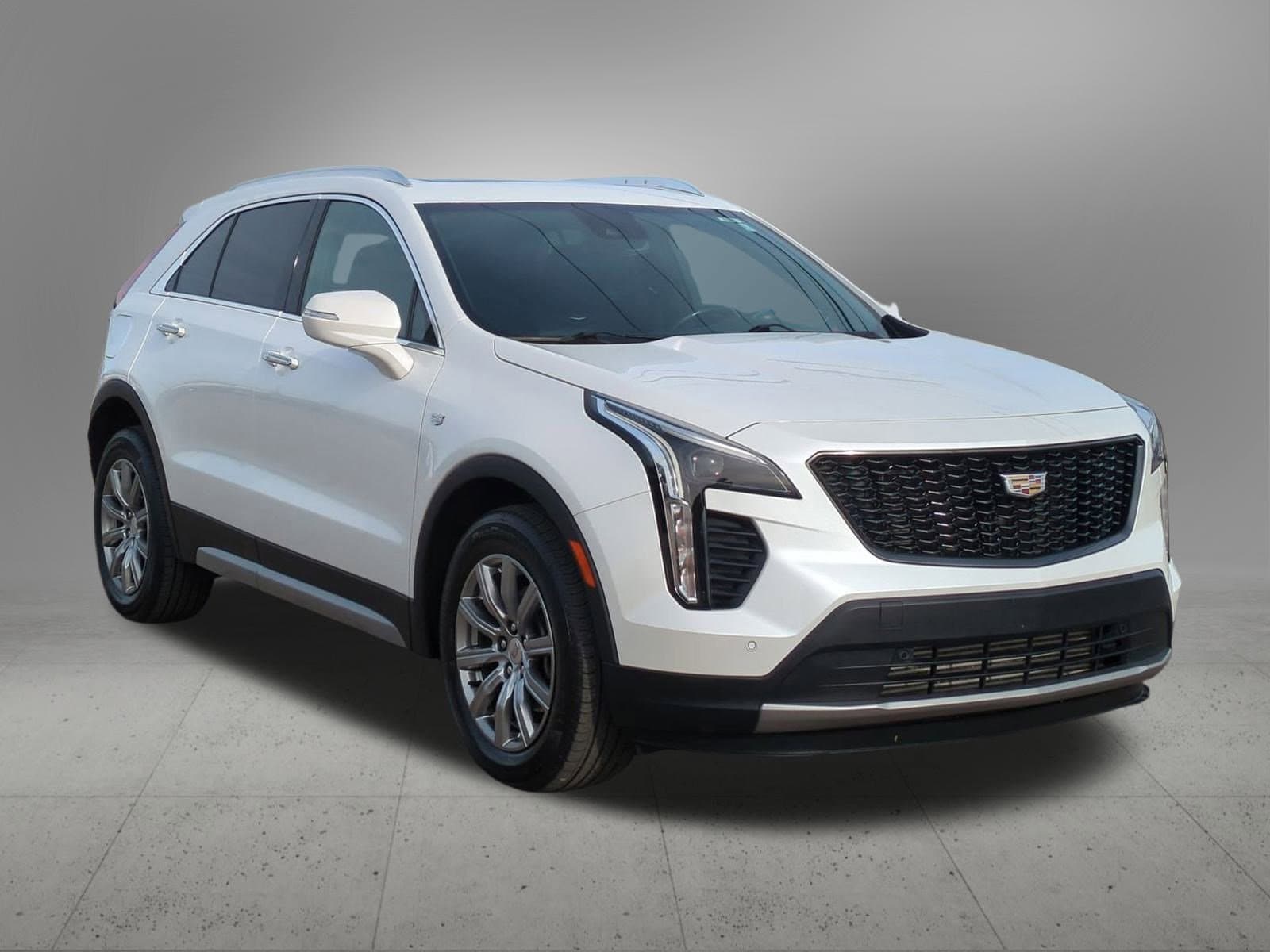 Thumbnail: 2021 Cadillac XT4 - 8