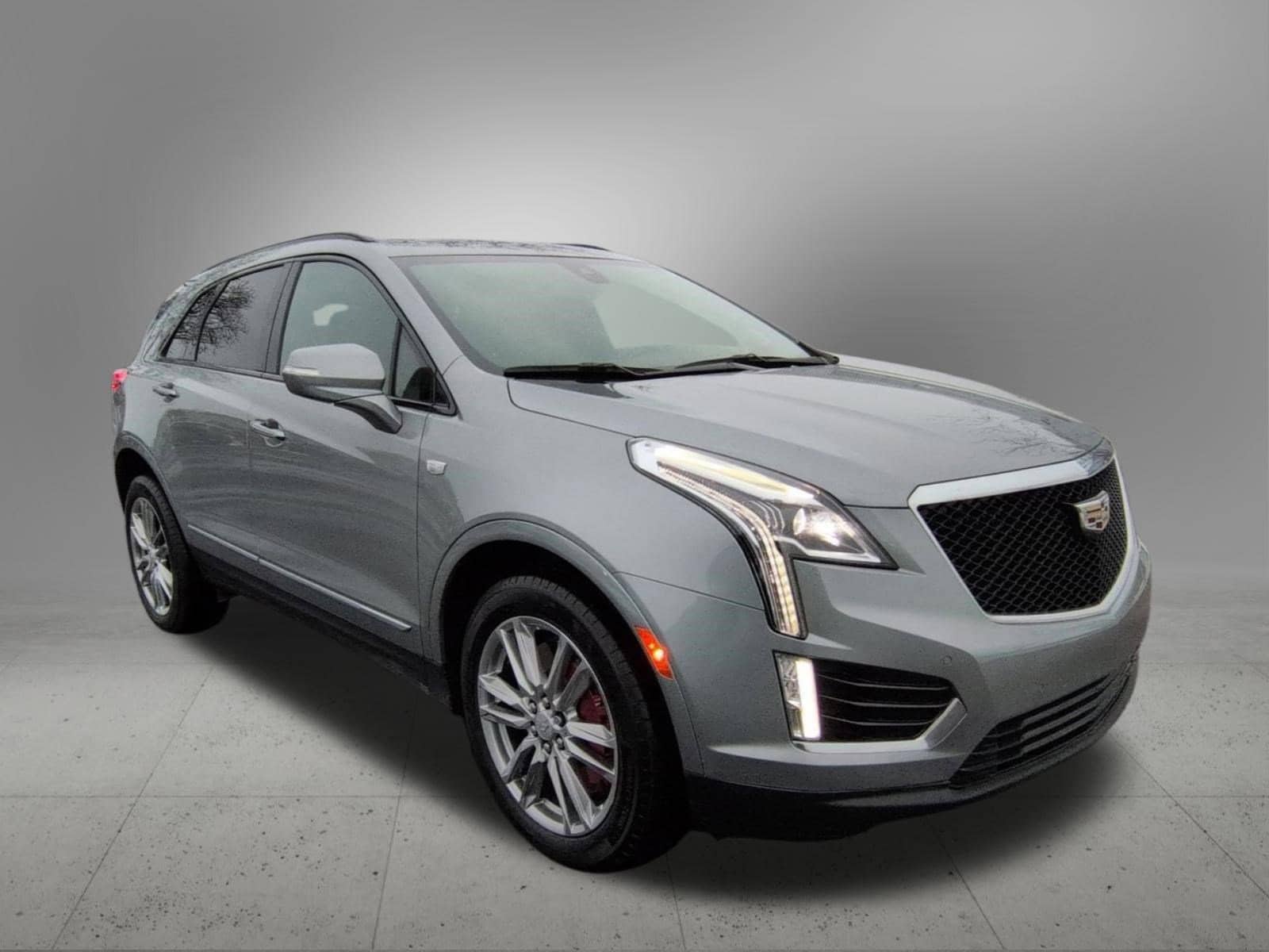 Thumbnail: 2023 Cadillac XT5 - 8