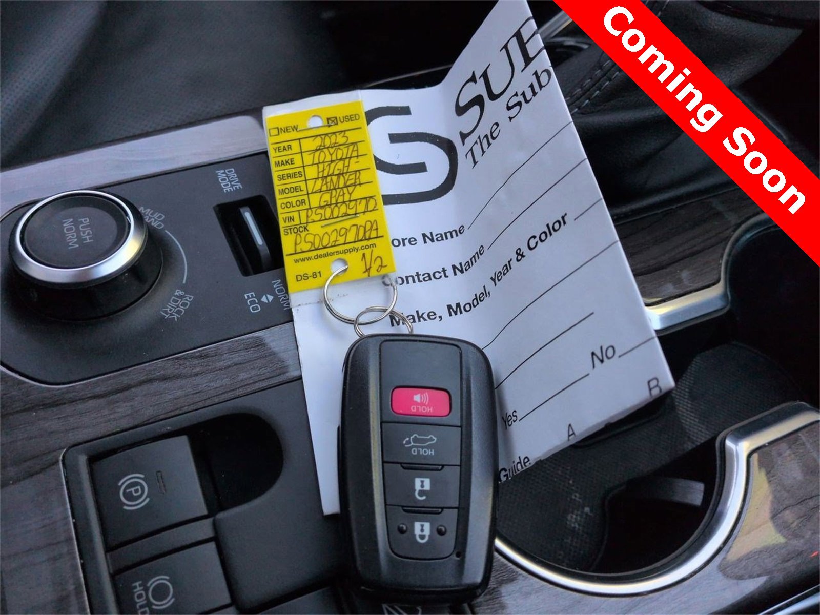 Thumbnail: 2023 Toyota Highlander - 34