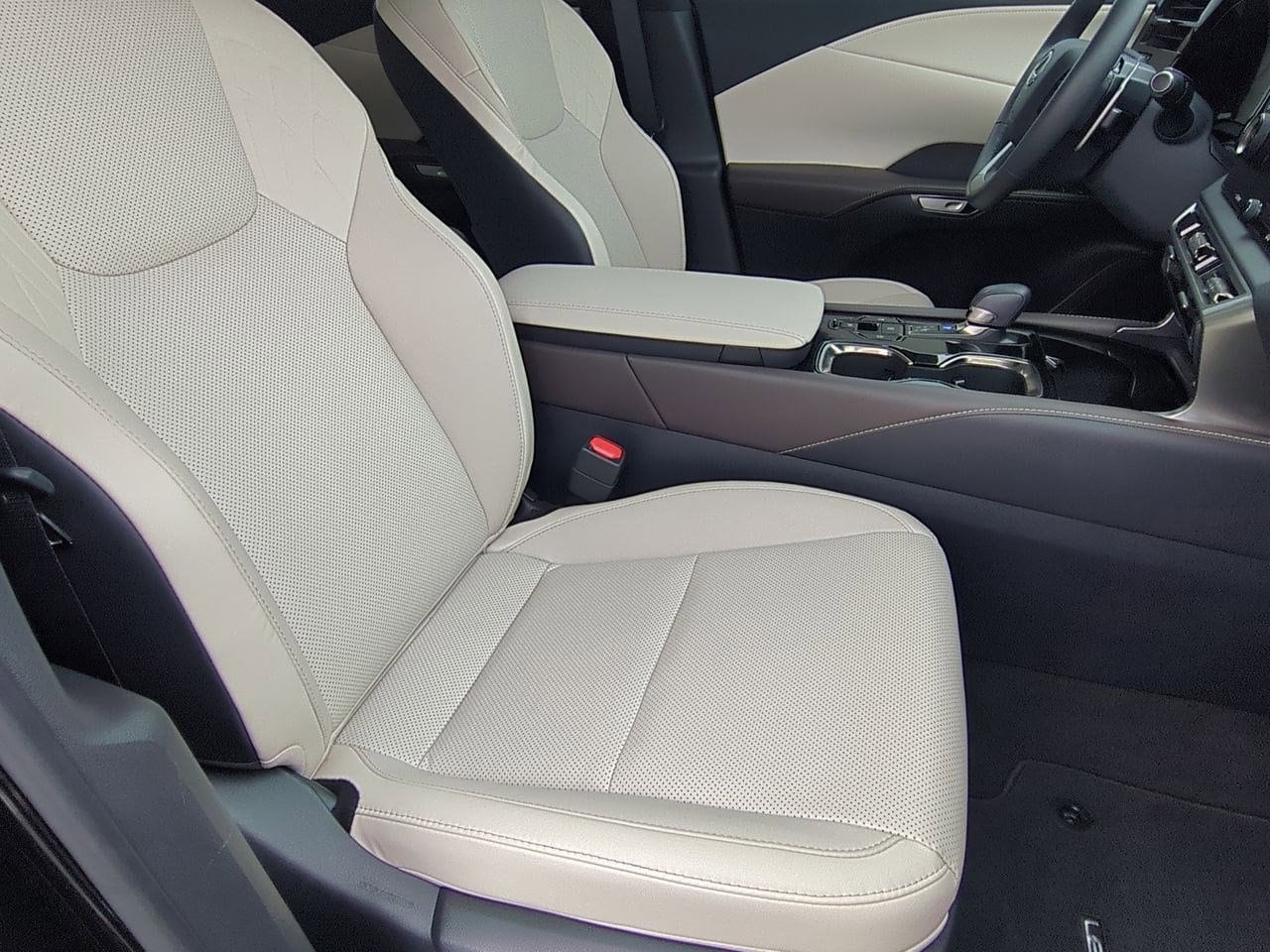 Thumbnail: 2023 Lexus RX - 20