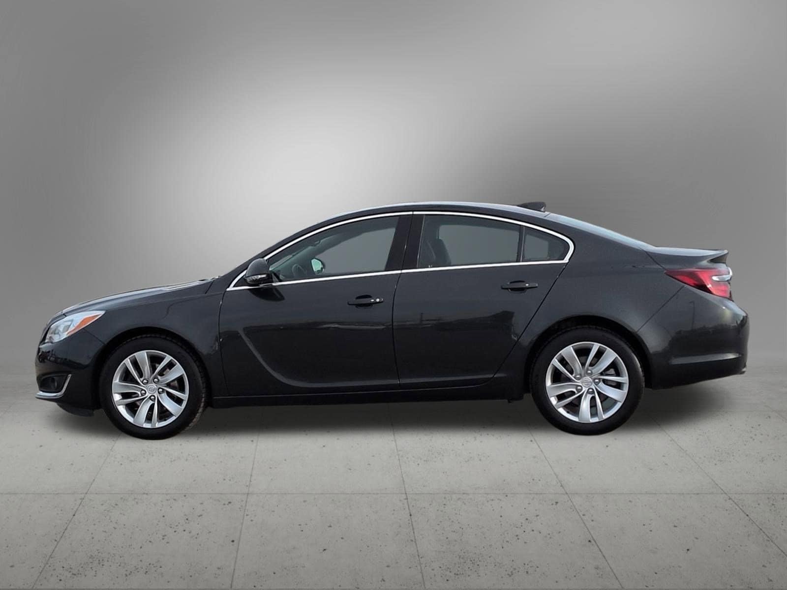 Thumbnail: 2016 Buick Regal - 3