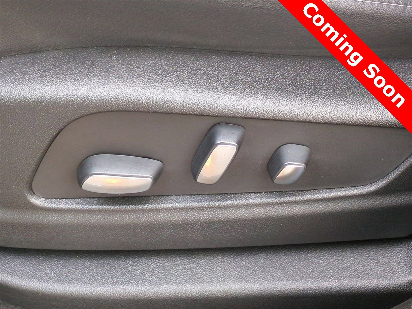 Thumbnail: 2024 Cadillac XT6 - 17