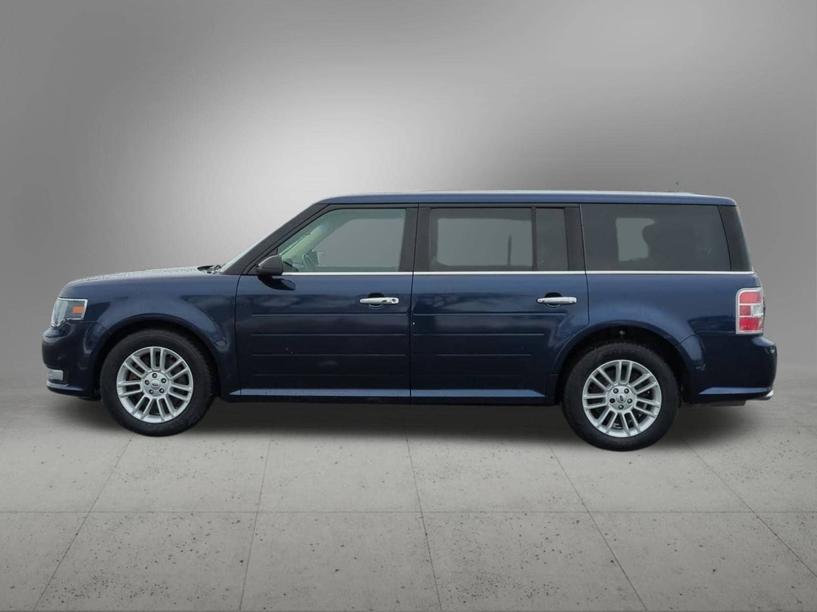 Thumbnail: 2016 Ford Flex - 3