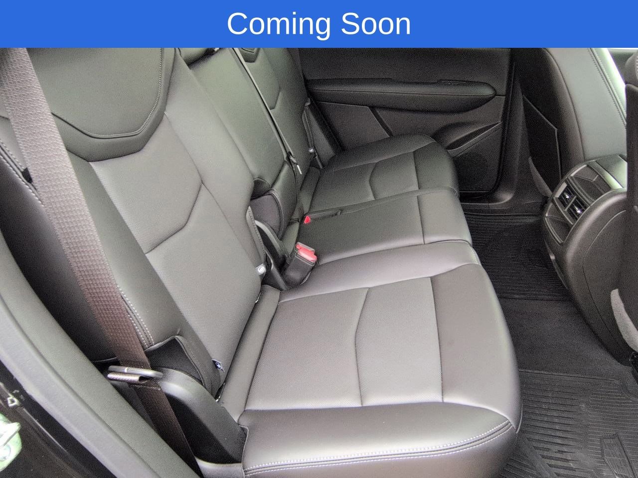 Thumbnail: 2024 Cadillac XT5 - 21