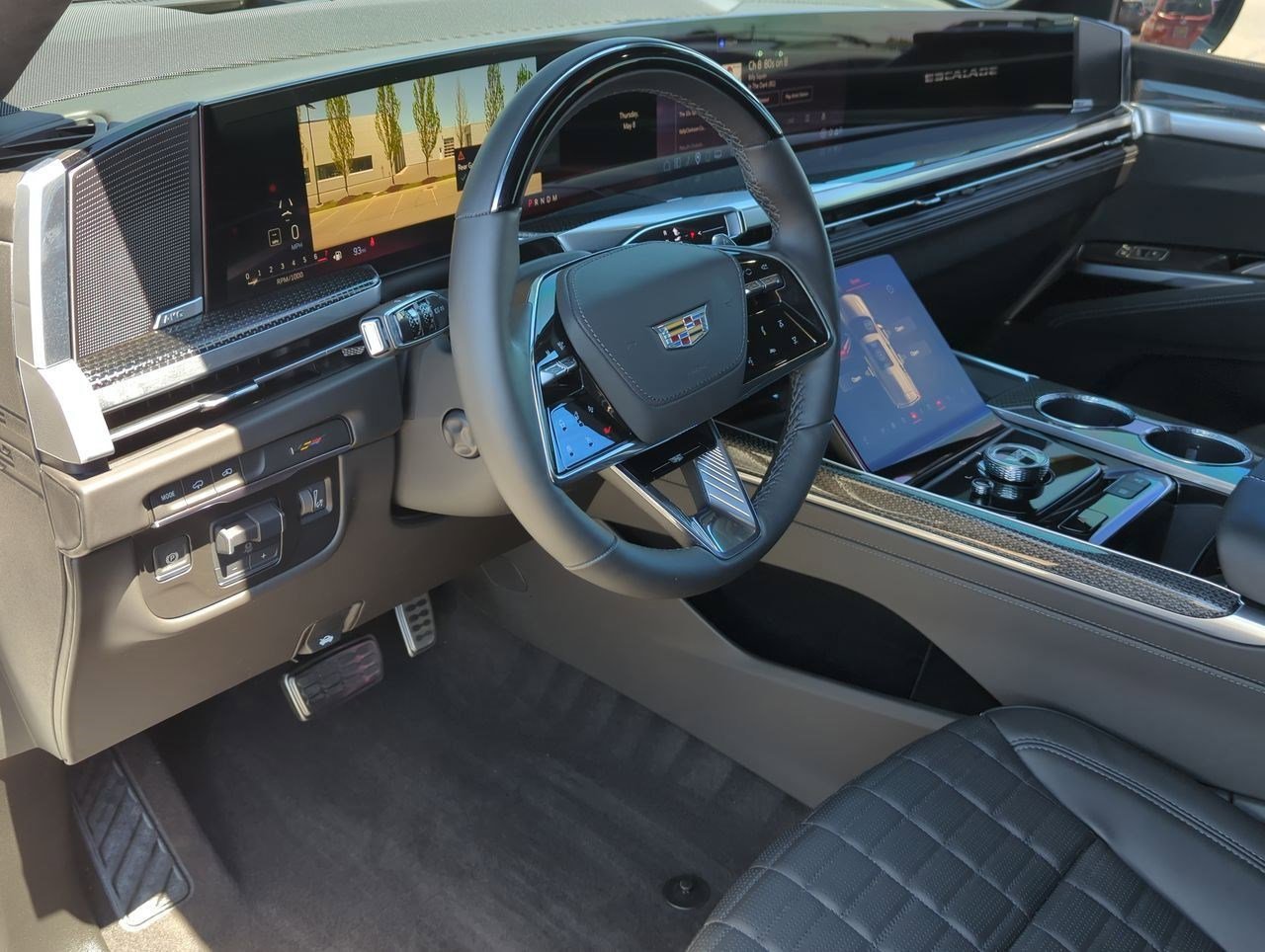 Used 2025 Cadillac Escalade ESV V-Series with VIN 1GYS9SR90SR114827 for sale in Troy, MI