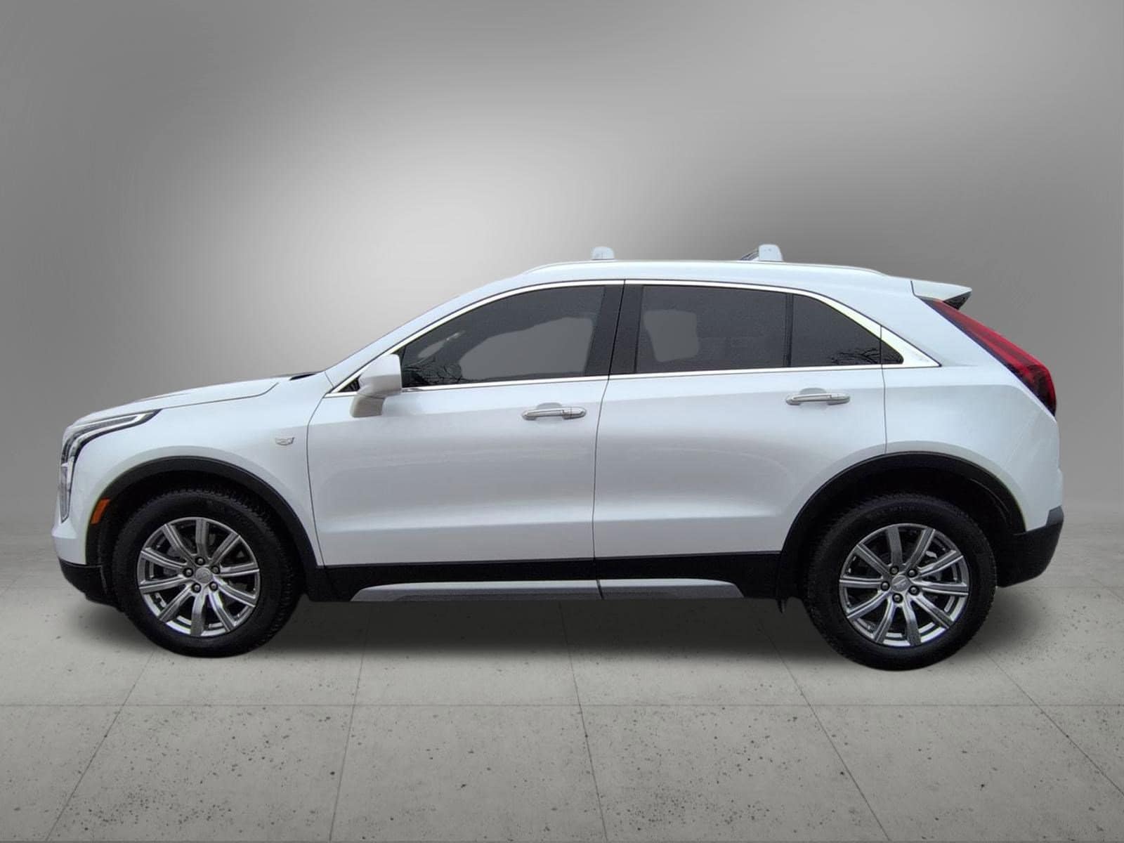 Thumbnail: 2020 Cadillac XT4 - 3