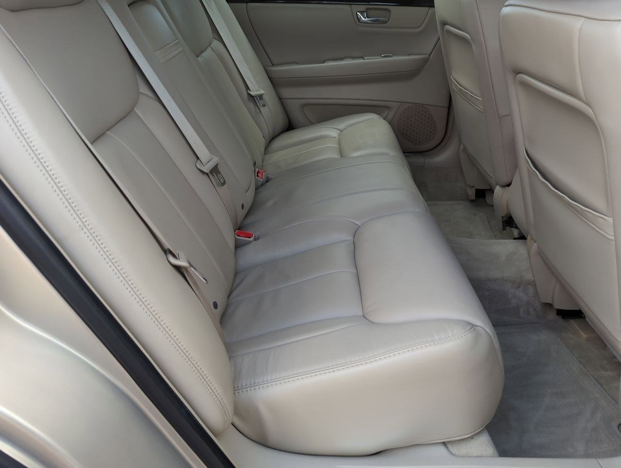 Thumbnail: 2009 Cadillac DTS - 19