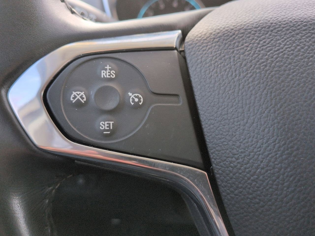 Thumbnail: 2019 Chevrolet Traverse - 26