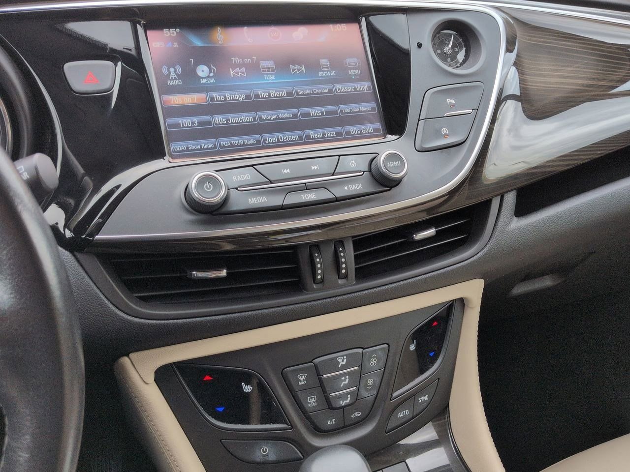 Thumbnail: 2019 Buick Envision - 26