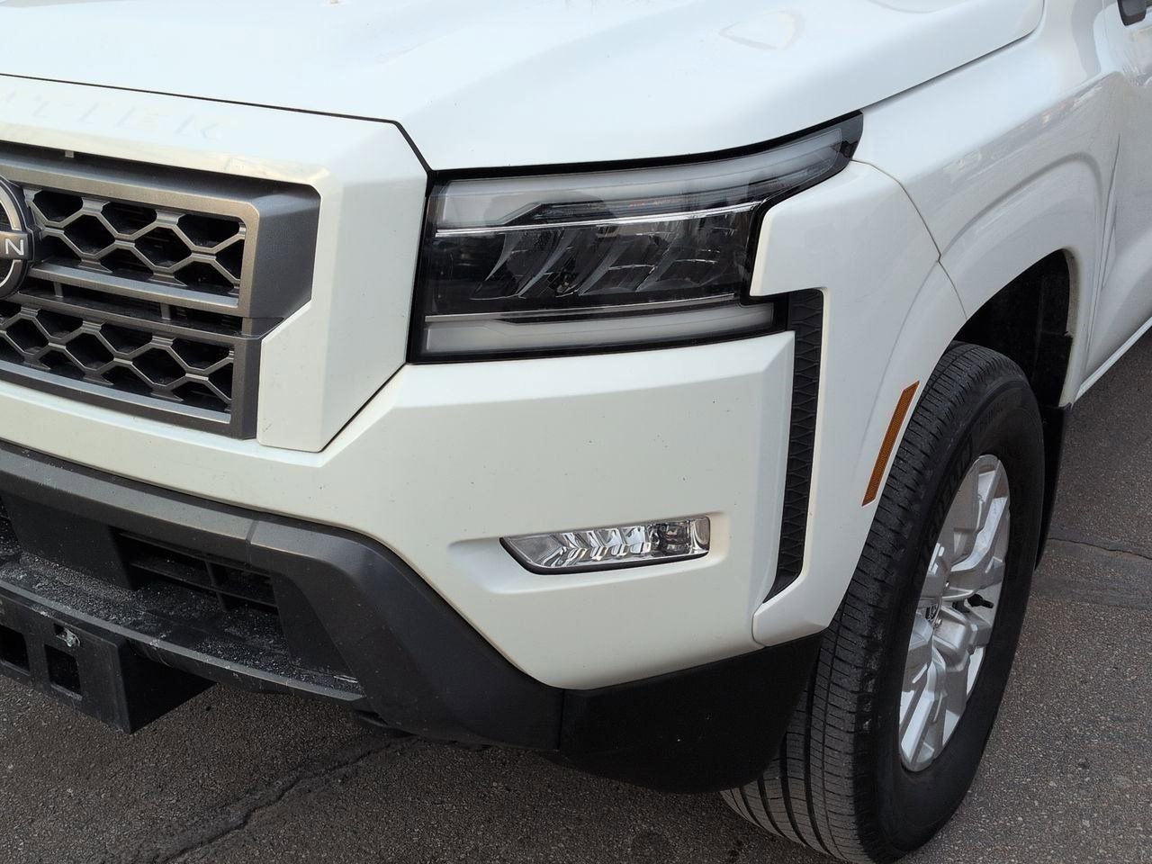 Thumbnail: 2022 Nissan Frontier - 10