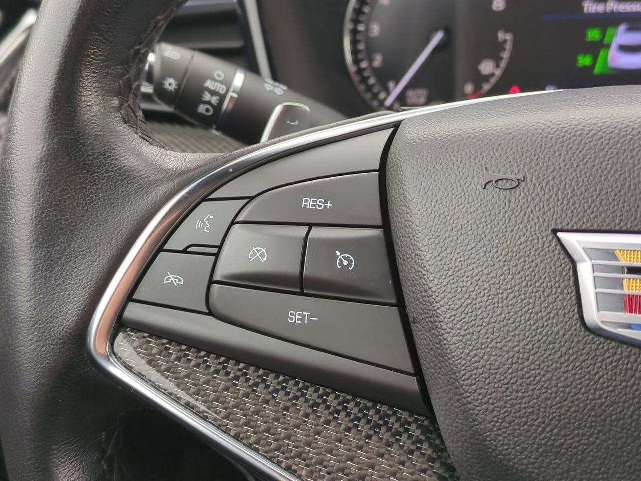 Thumbnail: 2023 Cadillac XT5 - 24