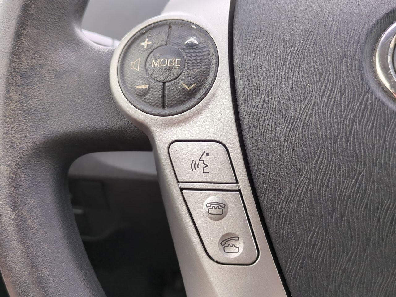 Thumbnail: 2012 Toyota Prius - 24