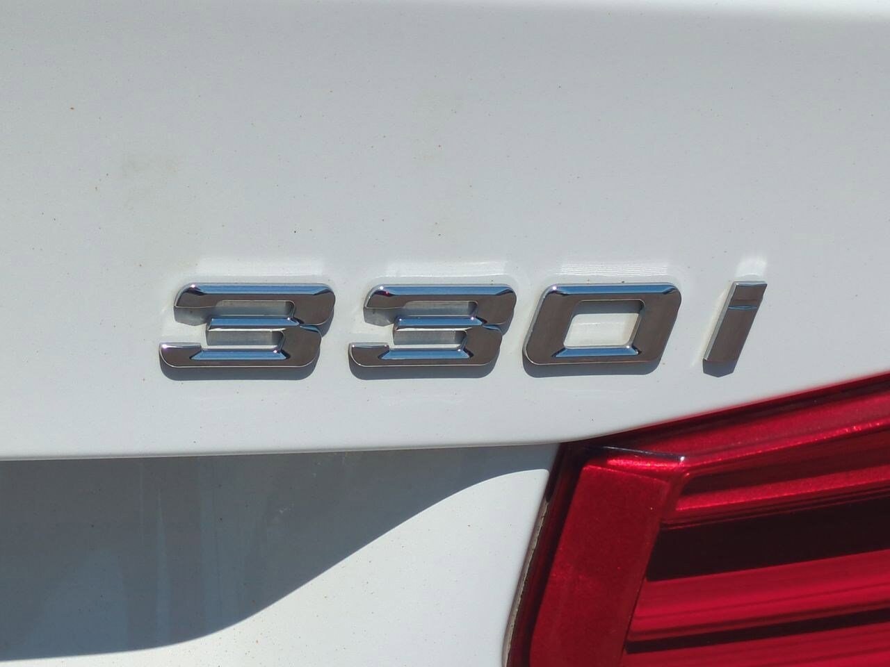 Thumbnail: 2018 BMW 3 Series - 12