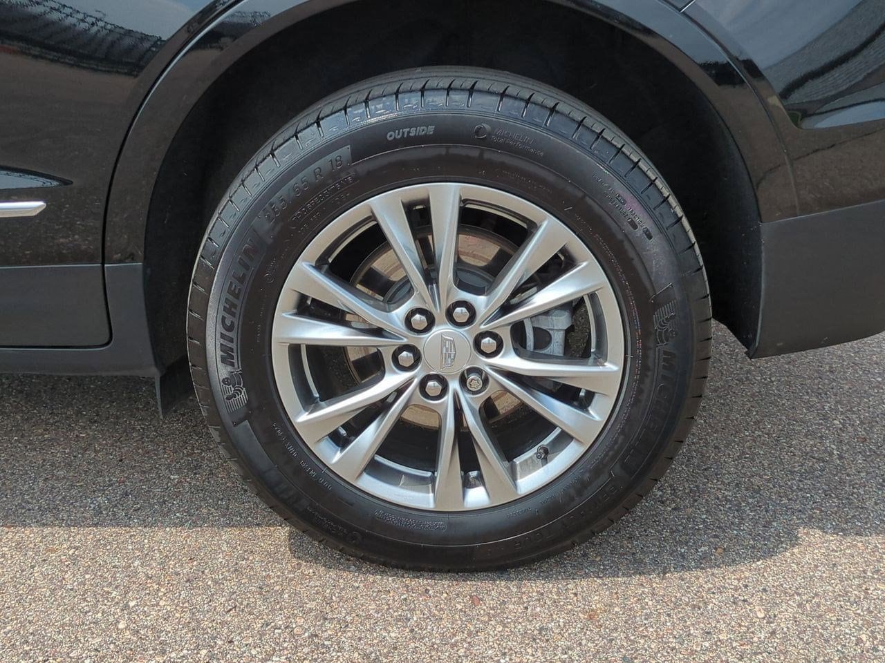 Thumbnail: 2023 Cadillac XT5 - 12