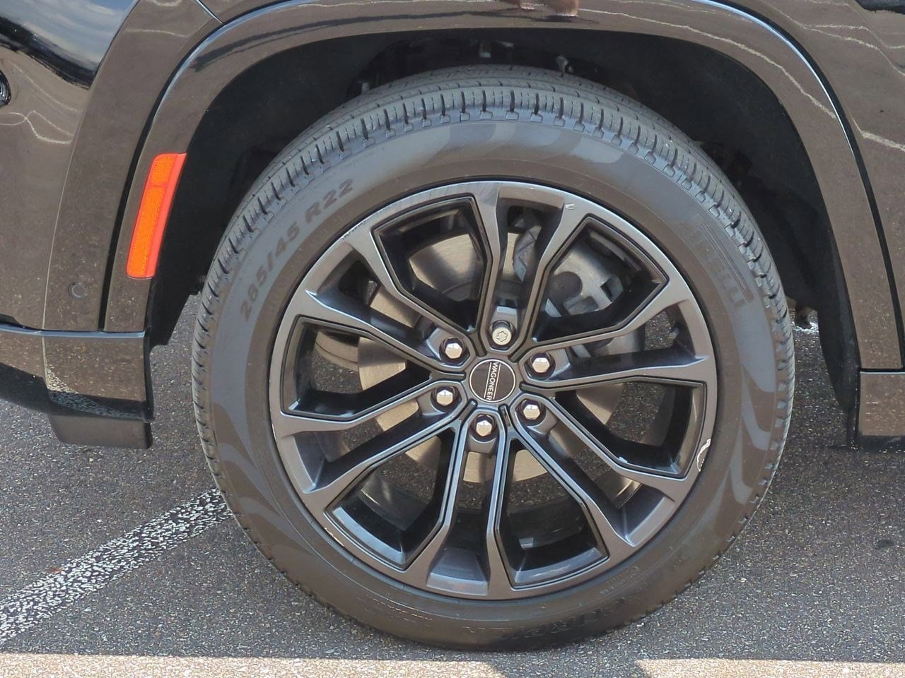 Thumbnail: 2023 Jeep Grand Wagoneer - 12
