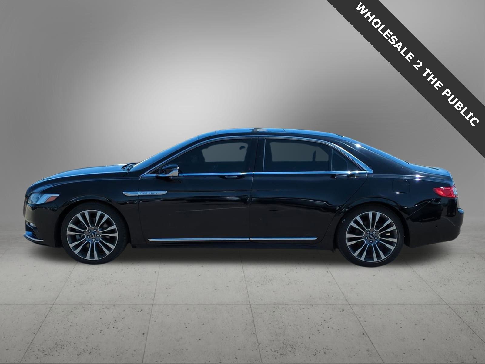 Thumbnail: 2018 Lincoln Continental - 3