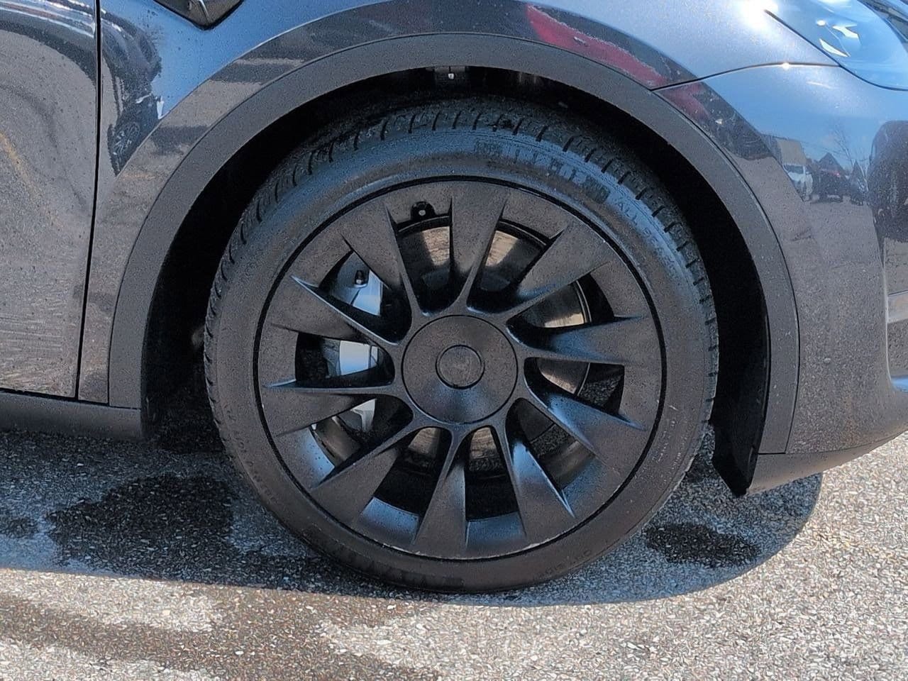 Thumbnail: 2024 Tesla Model Y - 12