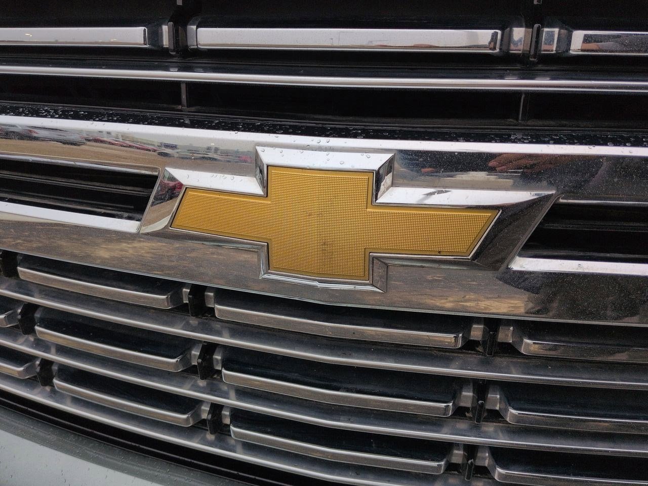 Thumbnail: 2023 Chevrolet Suburban - 11